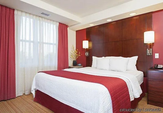 Quad Cities Hotel