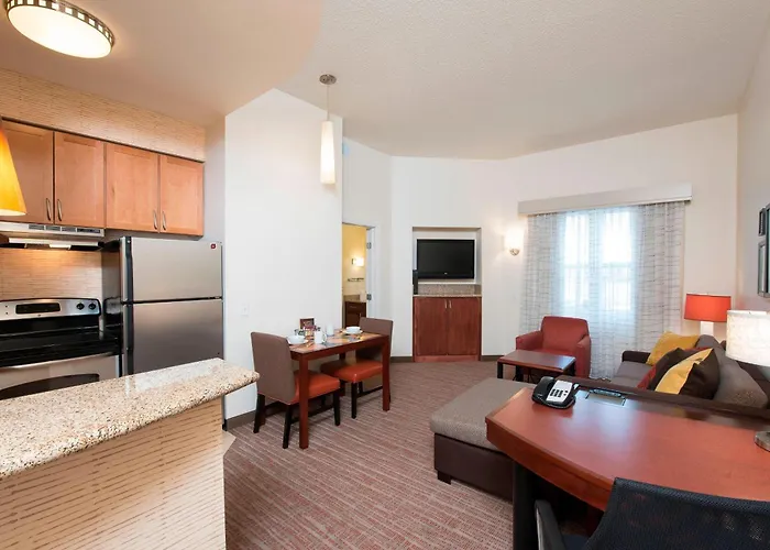 Quad Cities 3* Moline