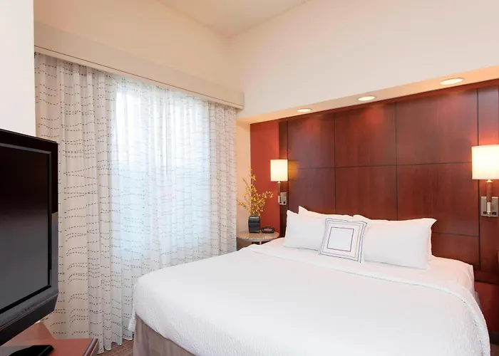 Quad Cities 3* Moline